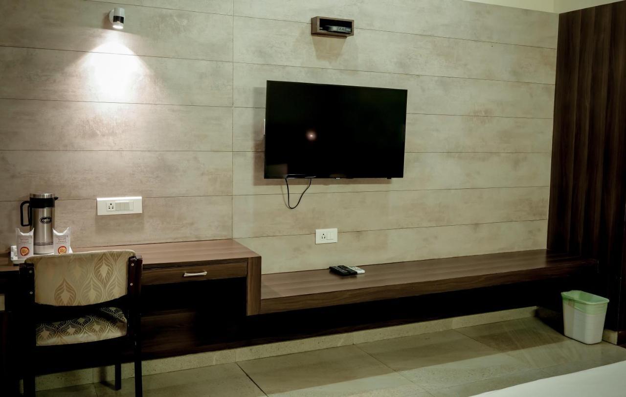 Hotel Highway King Behror Extérieur photo